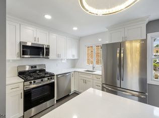 83 Grant Ave Floor 1, Nutley, NJ 07110