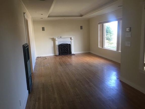2nd image of 208 Village Ln