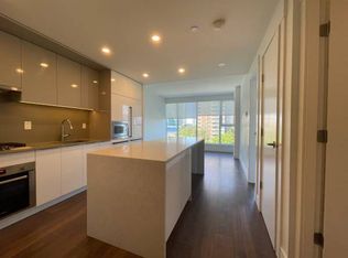 4711 Hazel St #606, Burnaby, BC V5H 0J9