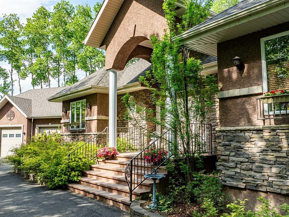 1st image of 295 W Jarvis Glen Clos