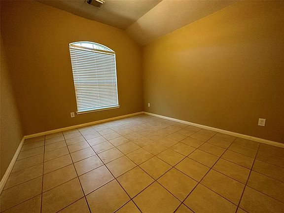 5th image of 18535 Windy Village Ln