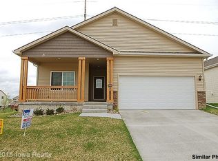 14547 Alpine Dr, Urbandale, IA 50323