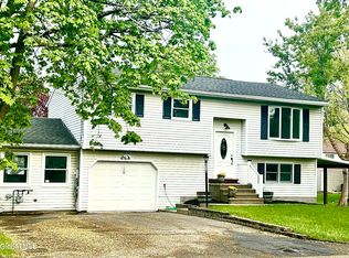 2531 Banker Ave, Niskayuna, NY 12309