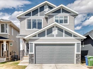 81 S Willow Ct, Cochrane, AB T4C 2S7
