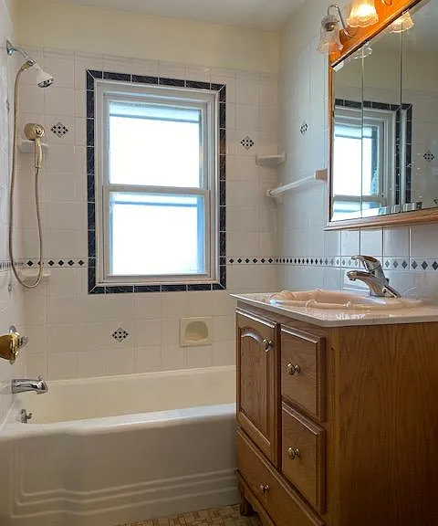 6039 Wentworth Ave — Photo 3