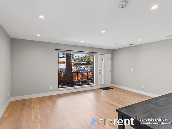3rd image of 4414 Fair Oaks Ave #M