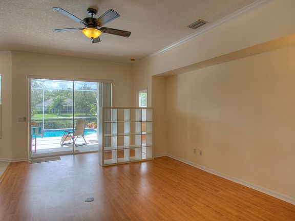 4th image of 10209 Quails Landing Ave