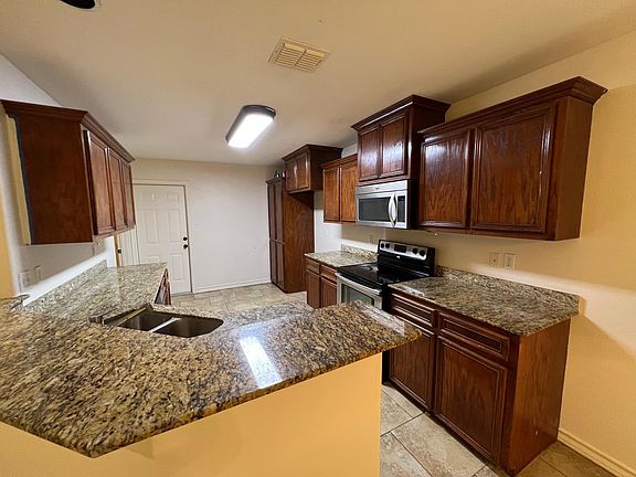 5th image of 3010 Dante Dr
