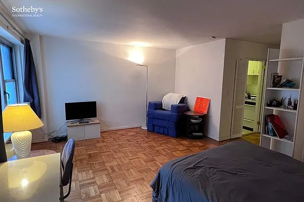 Rented by Sotheby's International Realty | media 15