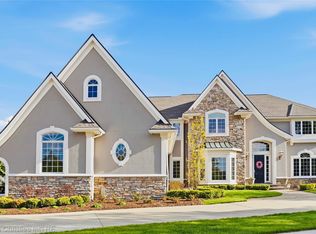 5011 Rockaway Ln, Clarkston, MI 48348