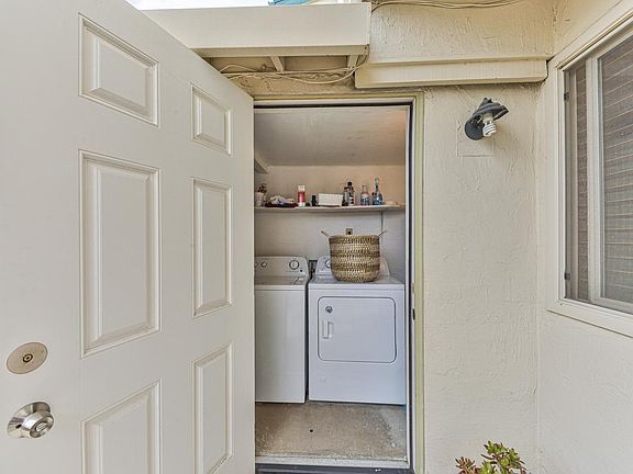 5th image of 293 Sunnyhills Dr #293