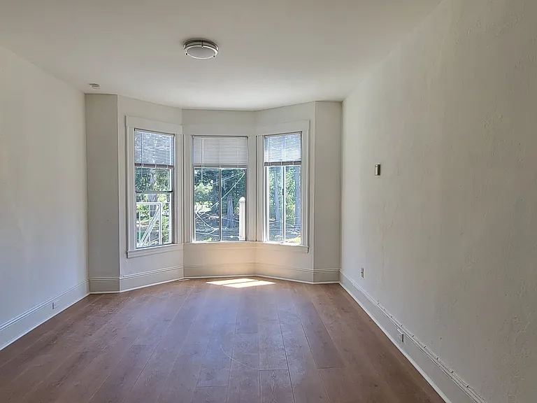 3032 Fulton St #3 — Photo 2