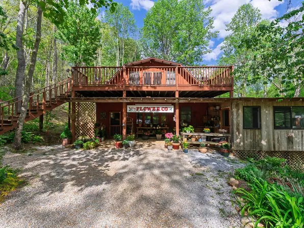 11485 Georgia Rd, Otto, NC 28763