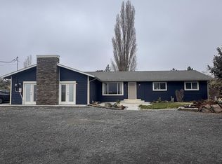 700 Blanton Rd, Eltopia, WA 99330