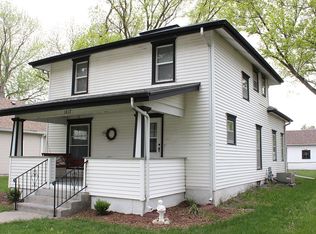 1417 11th St, Aurora, NE 68818