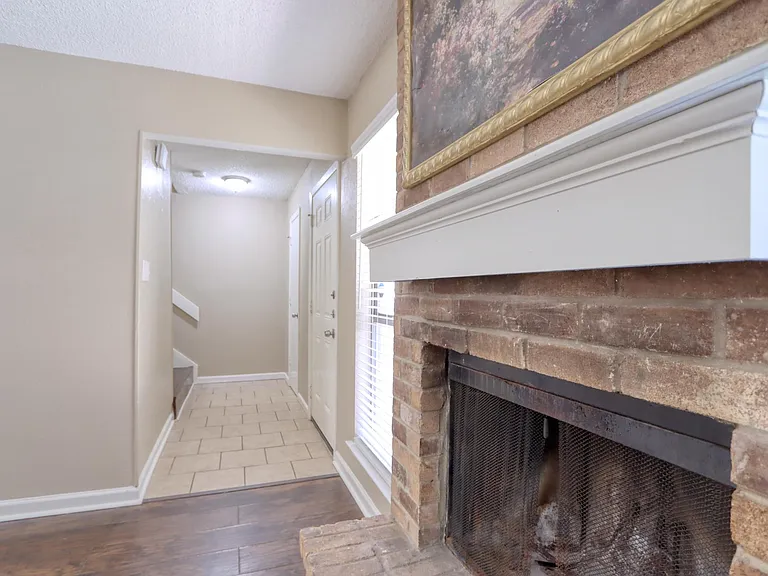 707 Harbour Town Dr #1 — Photo 19