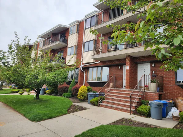 2613 Emmons Ave APT 2B, Brooklyn, NY 11235