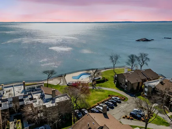 61 Waters Edge #61, Rye, NY 10580