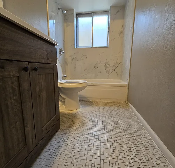 4304 Fairview Ave #B — Photo 8