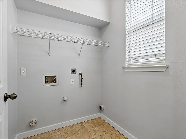 1001 Monadale Trl — Photo 18