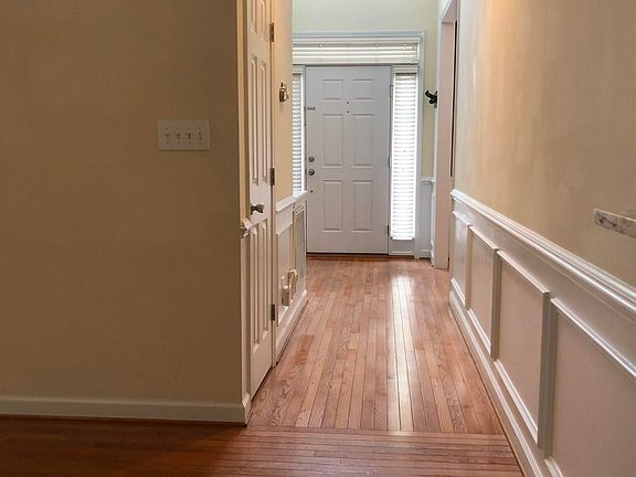 5th image of 5916 Currin Fox Ct