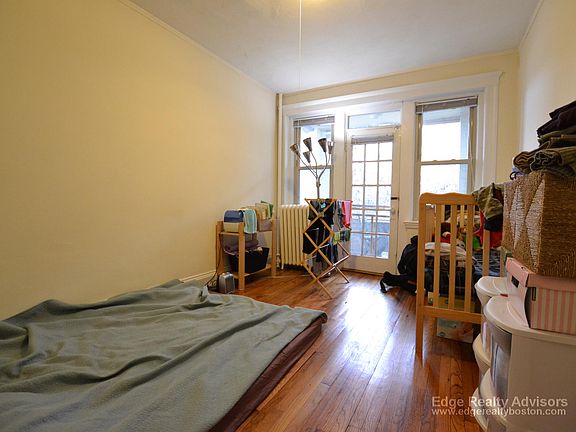 2nd image of 120 Brainerd Rd APT 6