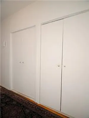 Rented by Buchbinder & Warren | media 22