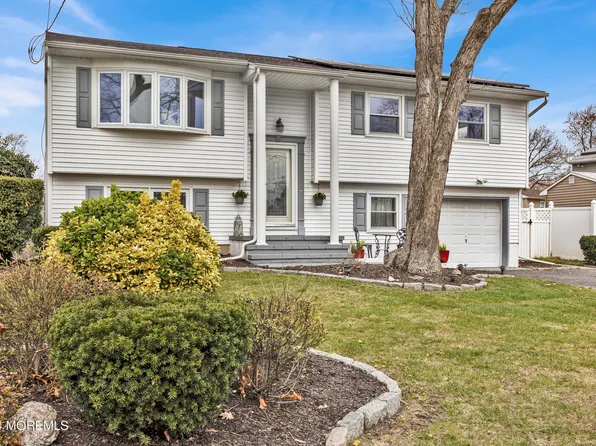 84 Blossom Drive, Toms River, NJ 08753