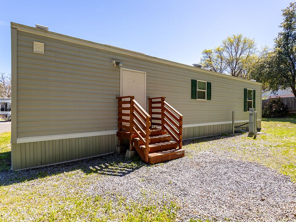 1st image of 2200 Jewell Lane