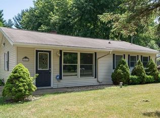 3417 Shardale Dr, Jackson, MI 49203