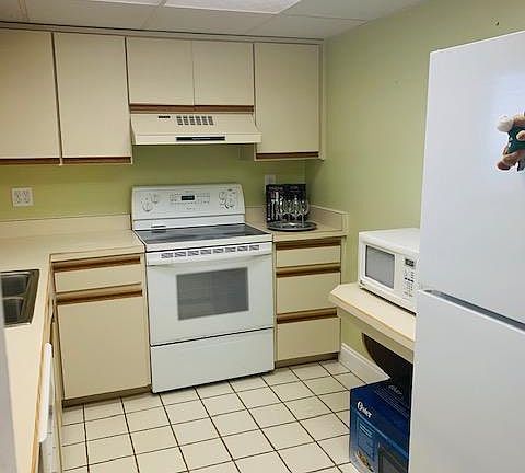 2nd image of 100 Silver Beach Ave APT 910