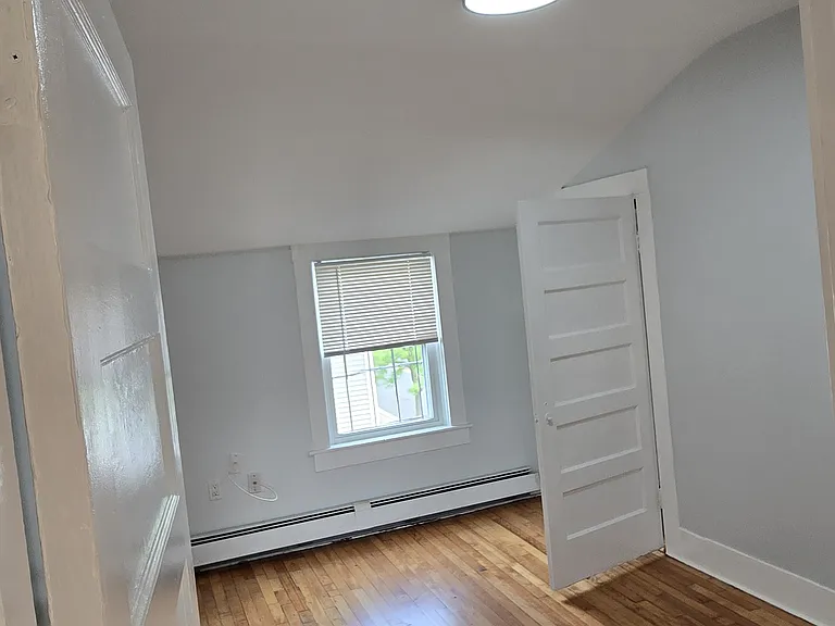 93 Bay View Ave #3 — Photo 13