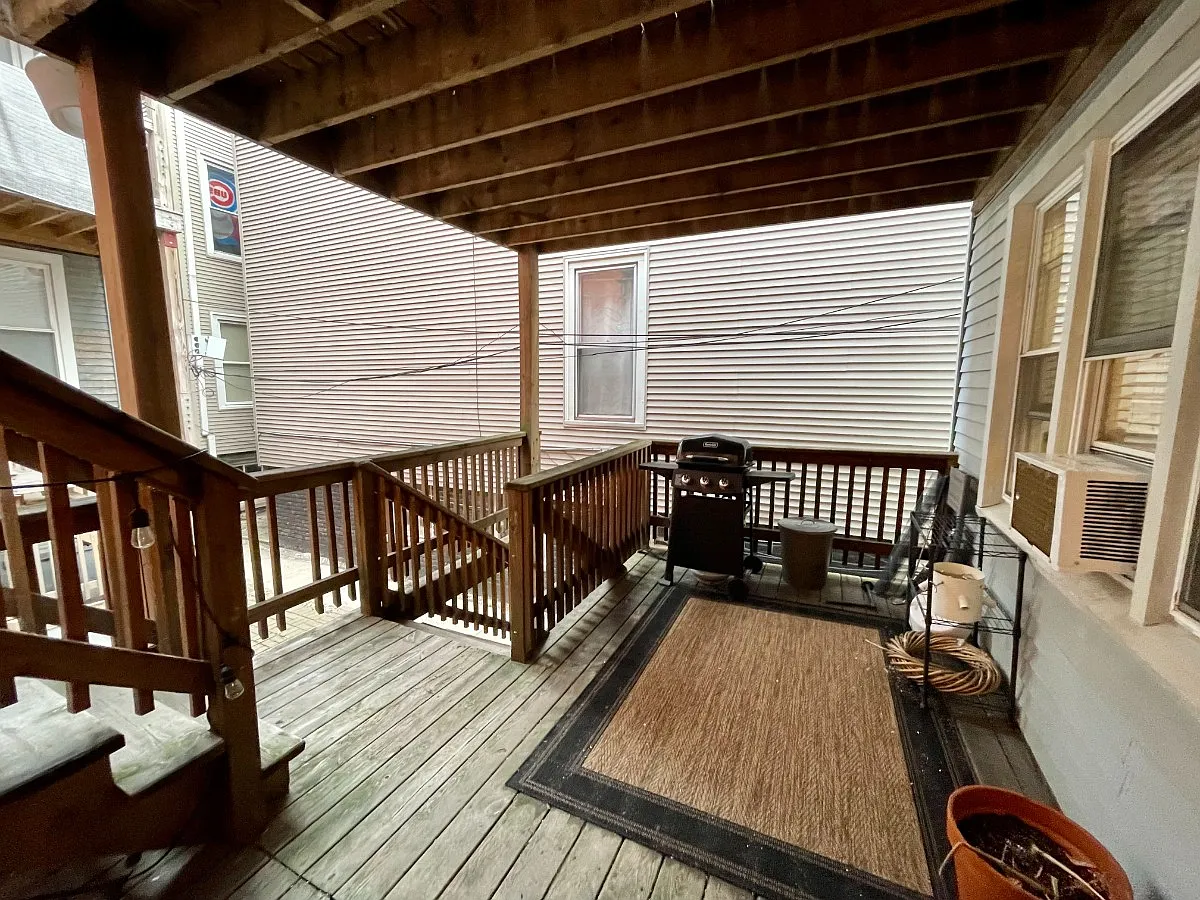 1 bed, 1.0 bath, $2,250 — Photo 4