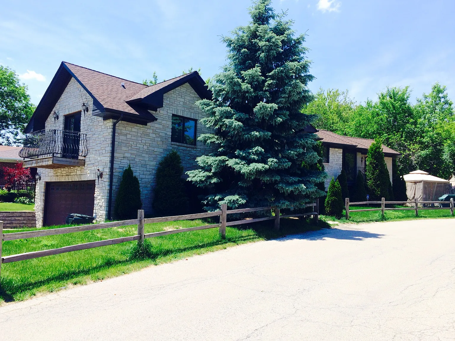 28 Morgan Pl photo 1