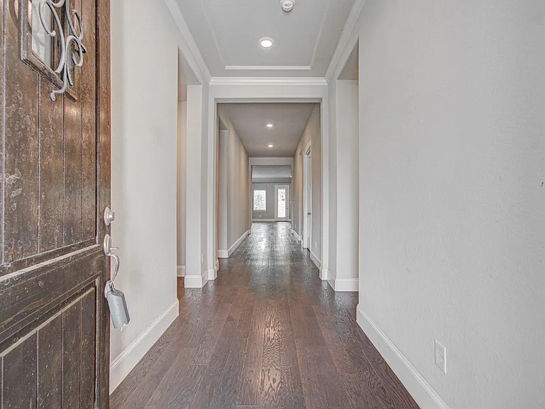 10223 Wylde Point Ln — Photo 6