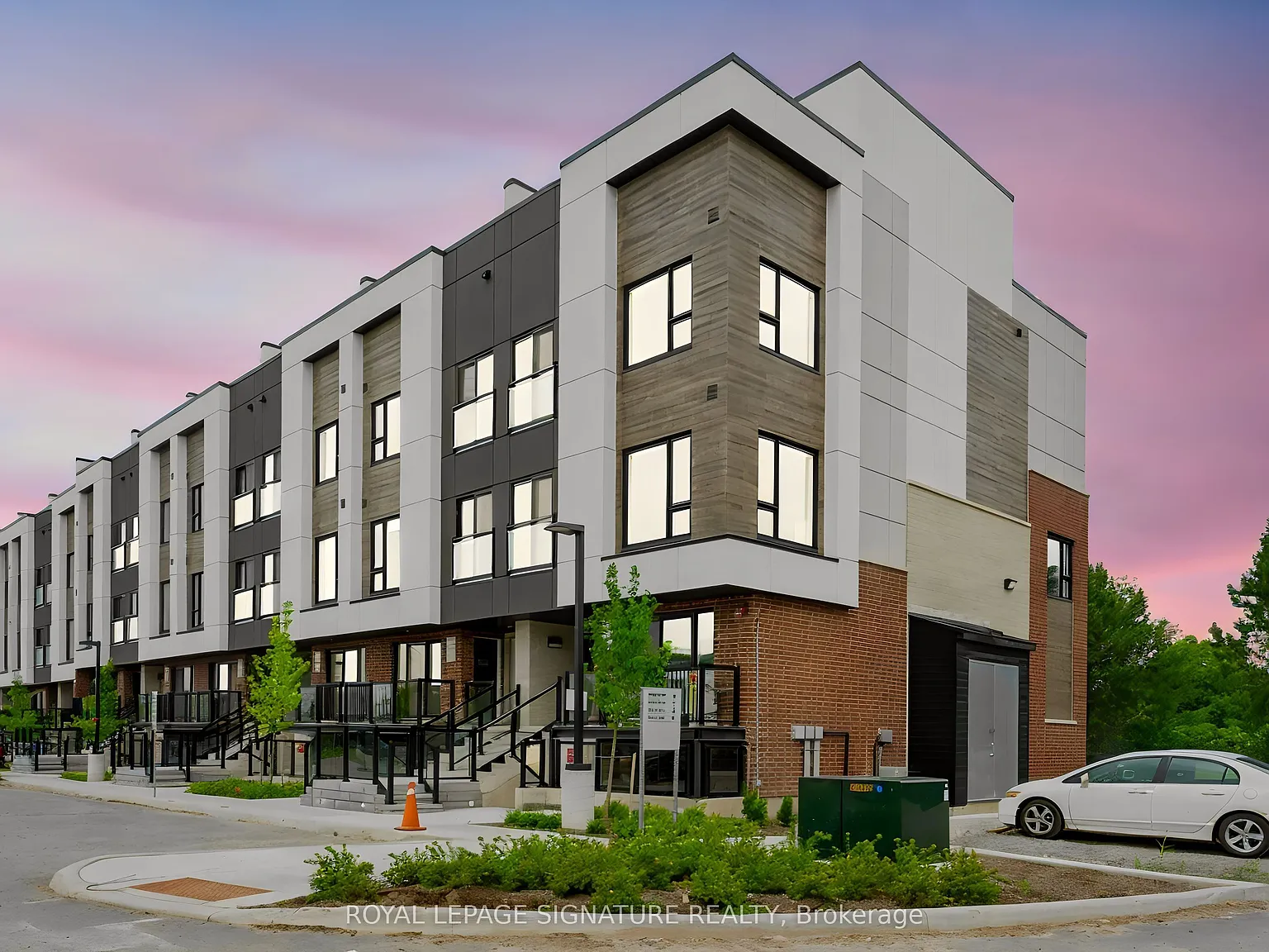 3 bed, $2,450 — Photo 2