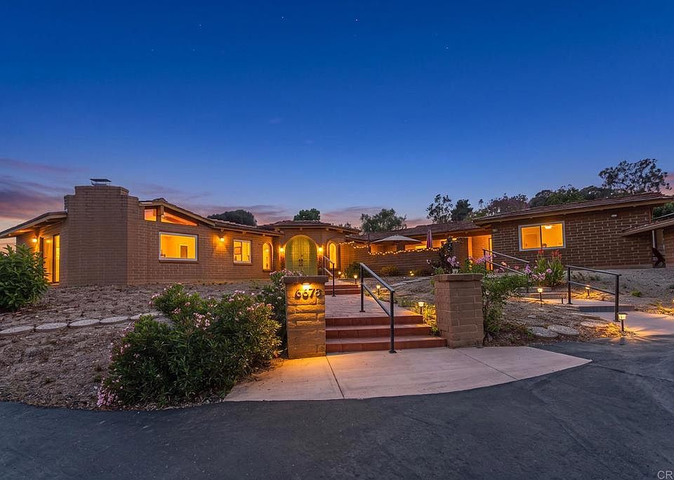 1st image of 6678 Las Colinas