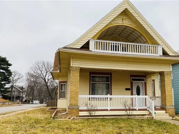 2420 Jules St, Saint Joseph, MO 64501