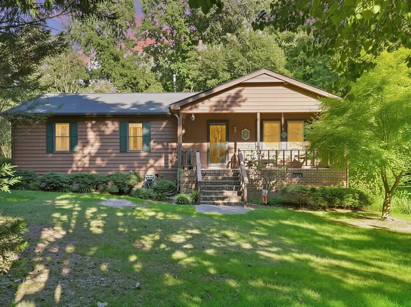 3320 State Highway 242 N, Benson, NC 27504