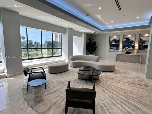 20335 W Country Club Dr, Miami, FL