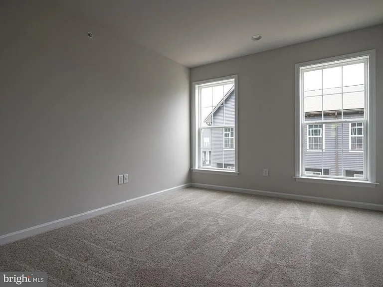 1354 Station House Ln — Photo 15