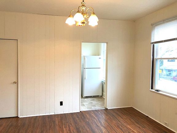 3rd image of 4427 Greenlee Ave #1