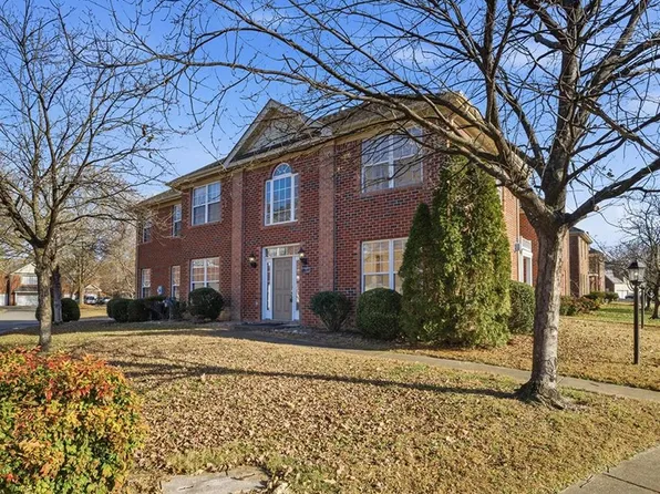 1012 Skiffs Landing Ln, Suffolk, VA 23435