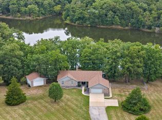 26047 Lake Run Dr, Warrenton, MO 63383