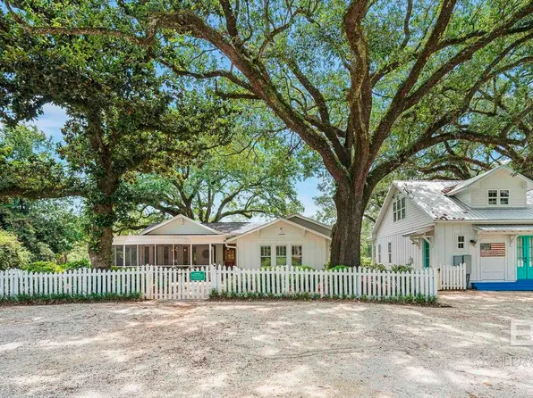 11826 Holly Ave, Magnolia Springs, AL 36555