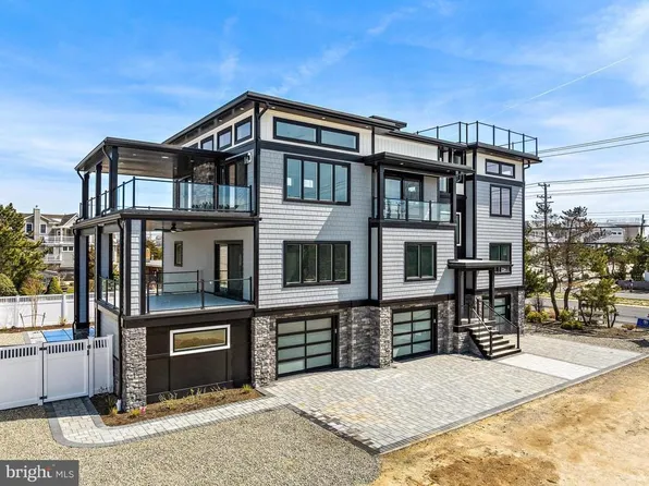 1046A Long Beach Blvd, Beach Haven, NJ 08008