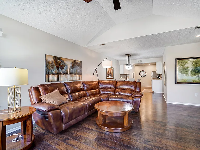 338 Bear Woods Dr — Photo 13