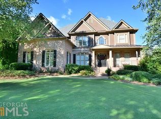 7010 Laurel Oak Dr, Suwanee, GA 30024