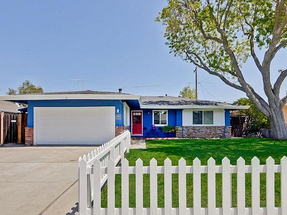 2nd image of 3432 Hilary Dr
