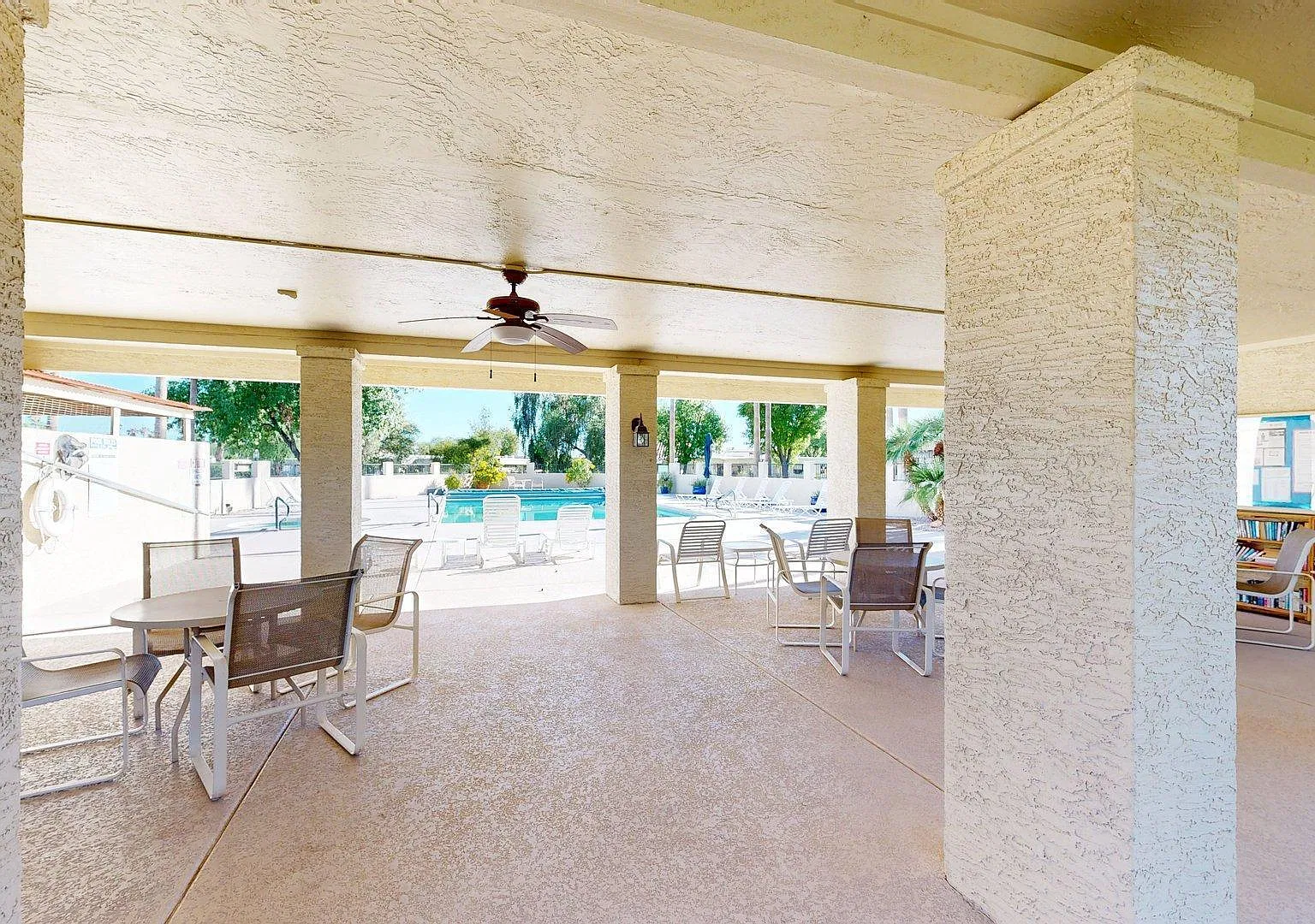 3 bed, 2.5 bath, 2037 sqft, $4,800 — Photo 4
